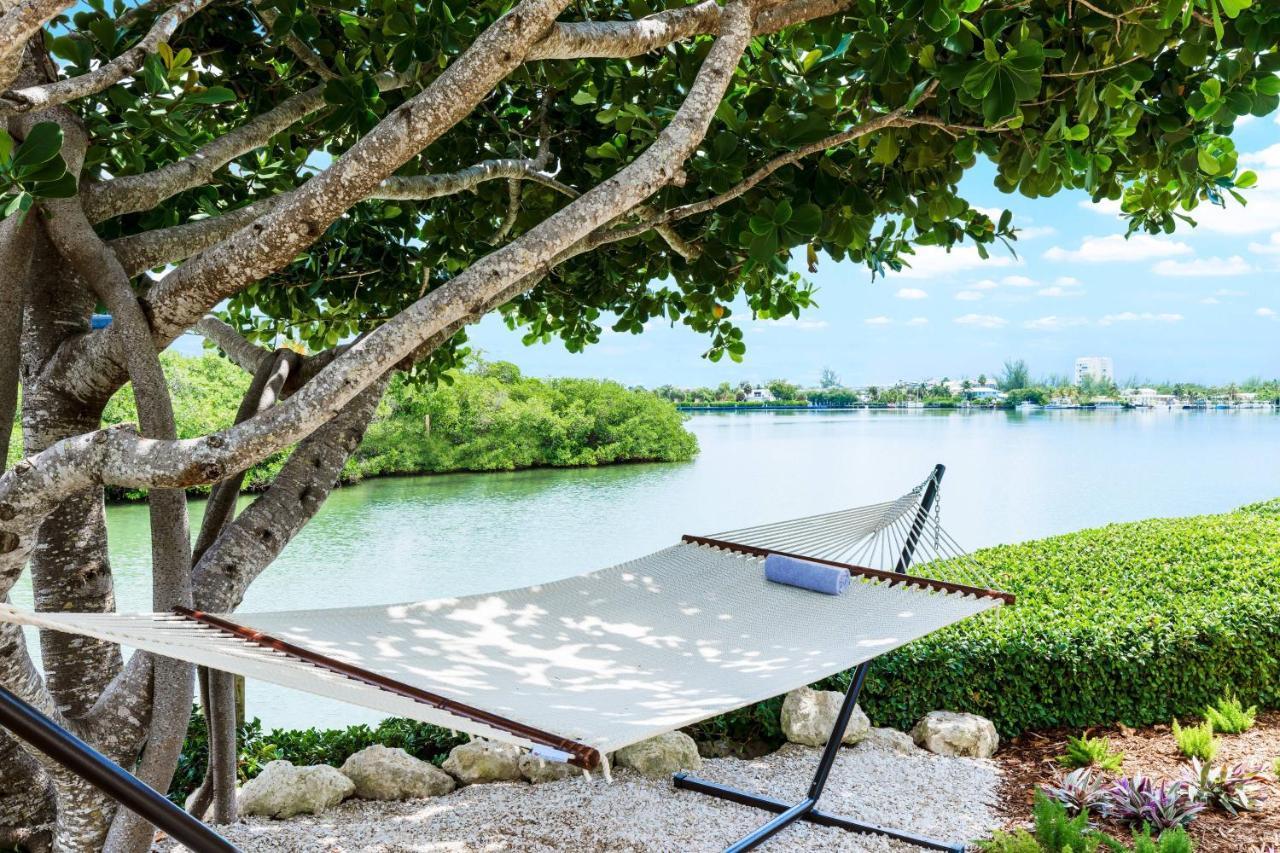 Fairfield By Marriott Inn & Suites Marathon Florida Keys Bagian luar foto